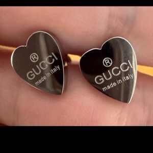 💥SOLD NWT GG Silver Heart-Shaped Studs